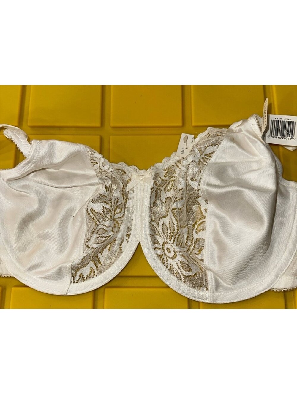 New Vassarette bra size 38 D